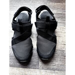 Target Size 9 Mens Water Shoes